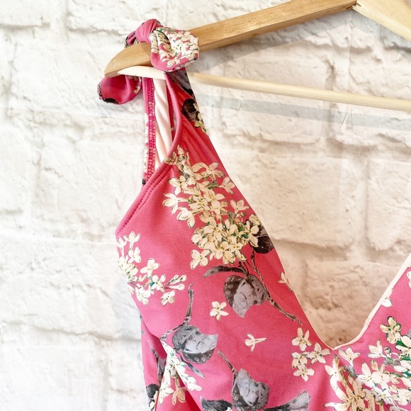 Liberty Fabric Archive Lilac Plunge Swimsuit - Picture 5 of 6